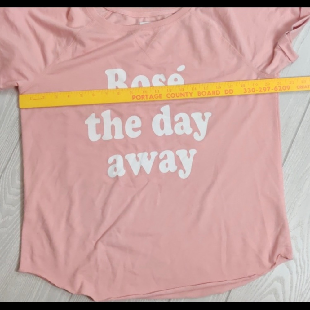 Pink sweater  tee 🍷 - Picture 3 of 6
